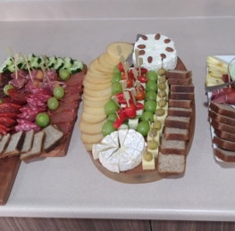 Plat-n-Carnes-fr-as-y-quesos.jpg